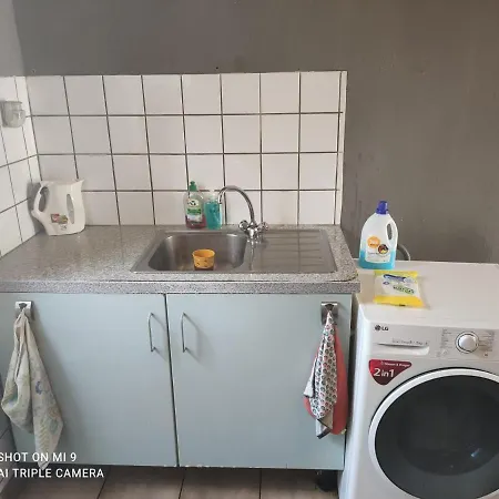 Privatunterkunft Chambre Privee Dans Maison Tout Confort. *